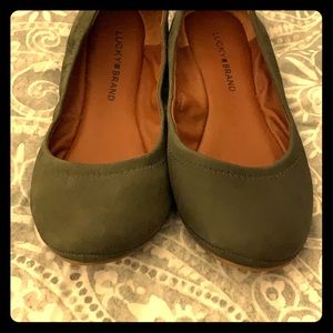 Lucky Brand Emmie Leather Flats size 8/38.5